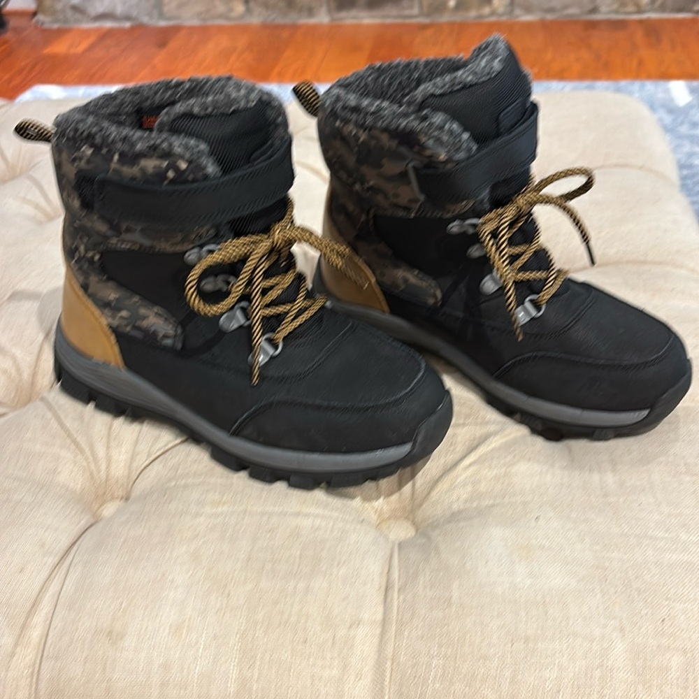 Cat and Jack size 3 boys boots in great condition.